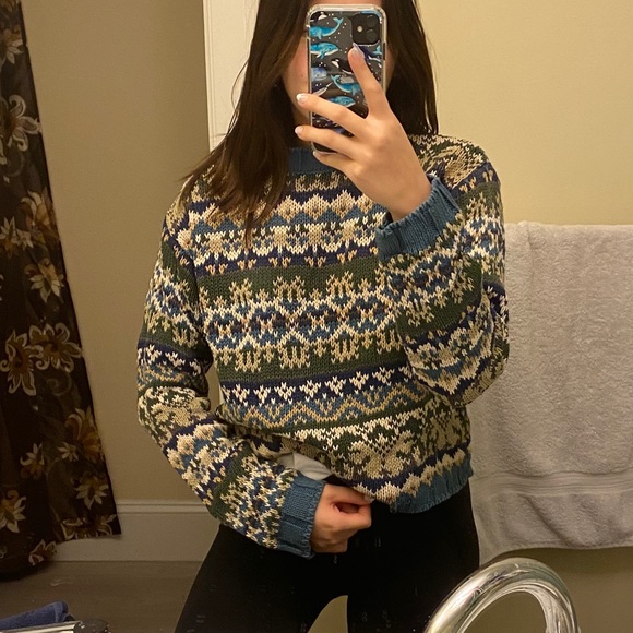 Sweater - Picture 9 of 9